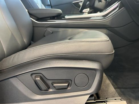 Used 2025 Audi Q7 3.0T Premium Plus image 27