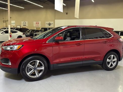 Used 2021 Ford Edge SEL w/ Convenience Package FWD image 6