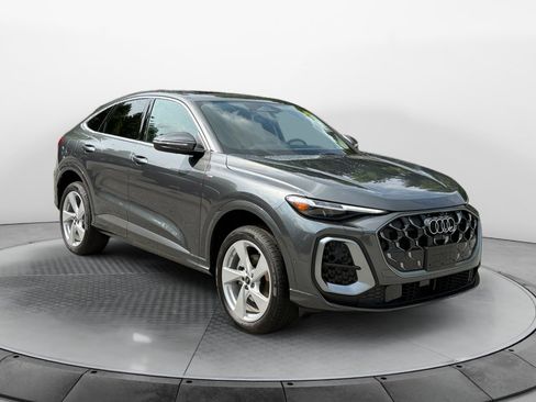New 2026 Audi Q5 Premium Plus AWD/4WD image 1