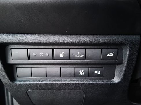 Used 2023 Mitsubishi Outlander SEL AWD/4WD image 19
