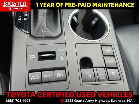 Certified 2023 Toyota Highlander XLE image 27