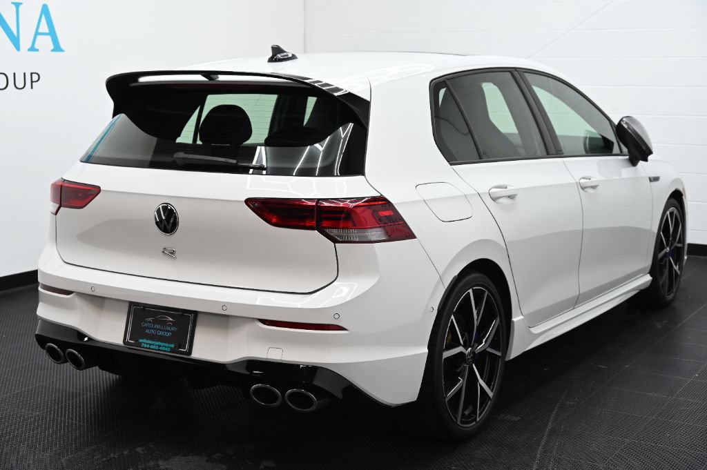 Used 2024 Volkswagen Golf R AWD/4WD image 3