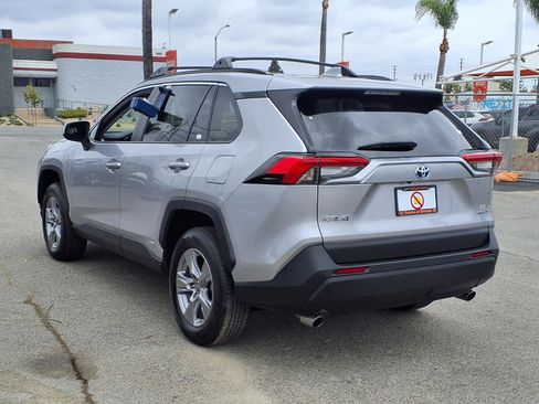 Certified 2024 Toyota RAV4 LE AWD/4WD image 4
