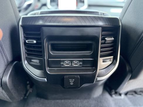 Used 2025 RAM 1500 Big Horn AWD/4WD image 31