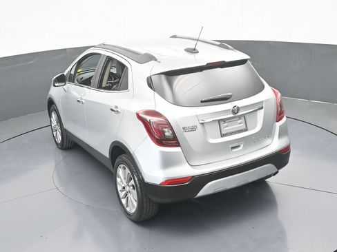 Used 2020 Buick Encore Preferred image 47
