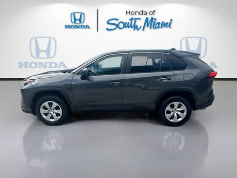 Used 2024 Toyota RAV4 LE FWD image 4
