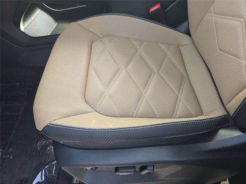 Used 2026 Volkswagen Atlas Cross Sport SE FWD image 14