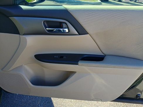 Used 2015 Honda Accord LX image 21