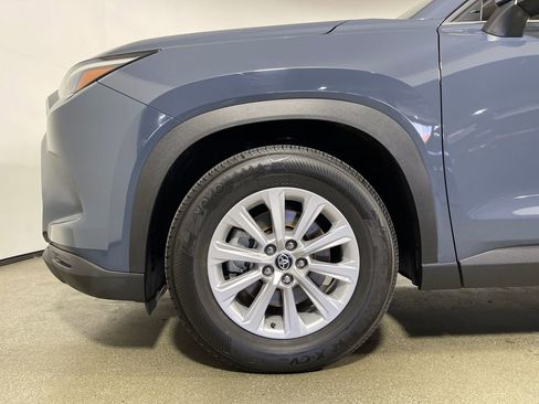 Certified 2024 Toyota Grand Highlander FWD image 11