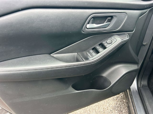 Certified 2025 Nissan Rogue SV AWD/4WD image 25