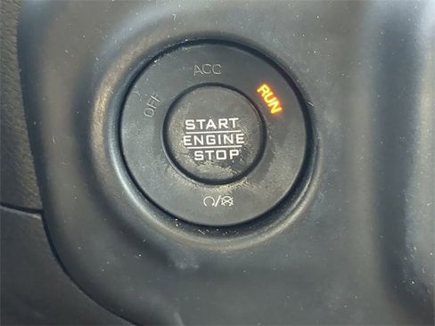 Used 2021 Jeep Wrangler Unlimited Sport image 25