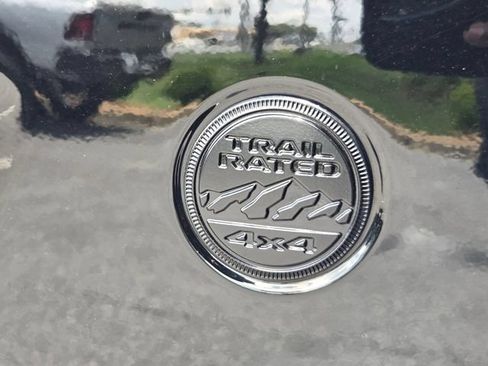 Used 2022 Jeep Wrangler Unlimited Sport AWD/4WD image 32
