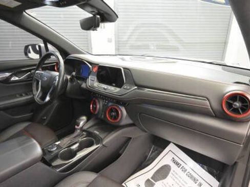 Used 2022 Chevrolet Blazer RS w/ Driver Confidence II Package AWD/4WD image 18