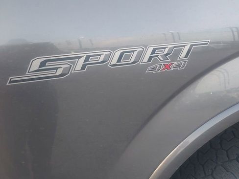 Used 2018 Ford F150 Lariat w/ Equipment Group 502A Luxury image 4