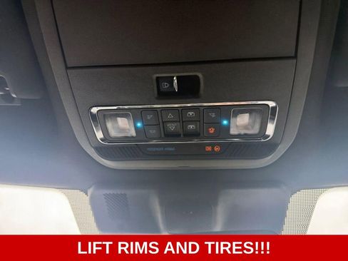 Used 2024 Ford F250 Platinum AWD/4WD image 22