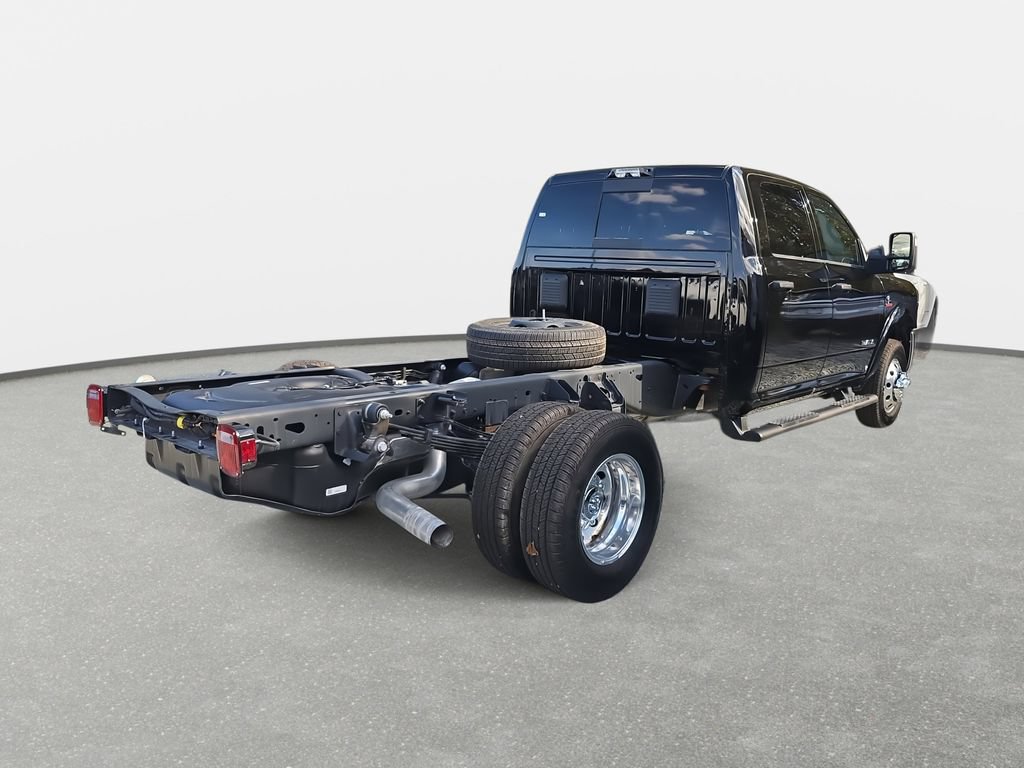New 2026 RAM 3500 Big Horn AWD/4WD image 5