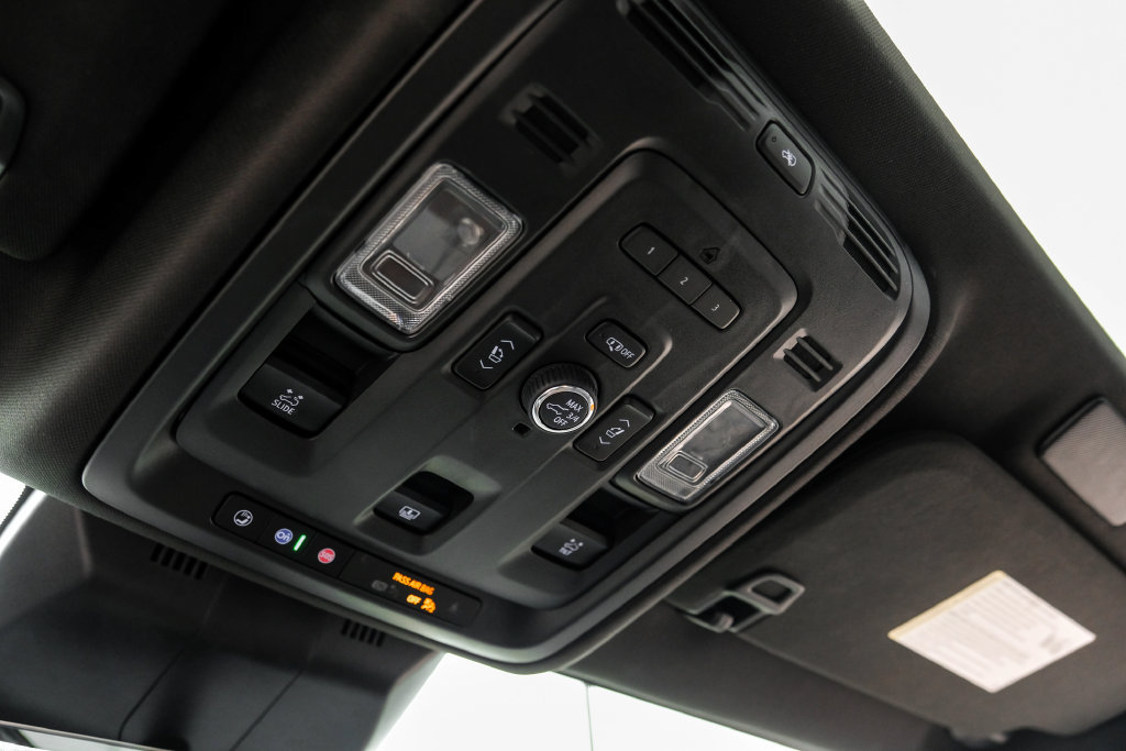 Used 2021 Cadillac Escalade ESV Premium Luxury RWD image 30