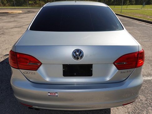 Used 2013 Volkswagen Jetta SE image 6