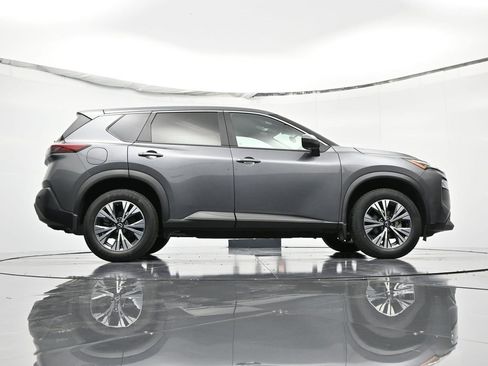 Used 2023 Nissan Rogue SV image 36