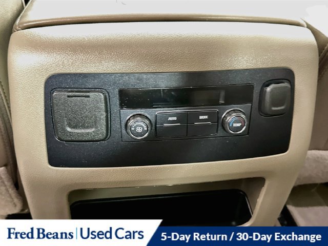 Used 2020 GMC Yukon SLT w/ Value Plus Edition AWD/4WD image 34