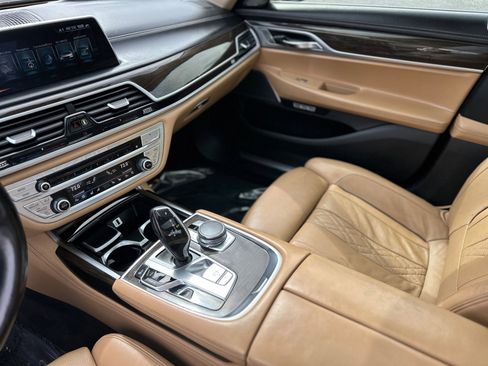 Used 2016 BMW 740i w/ Executive Package 2 RWD image 36