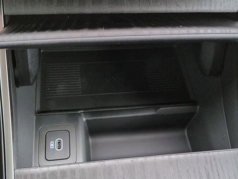 New 2026 Land Rover Range Rover Evoque S image 32