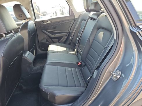 Used 2022 Volkswagen Jetta SE FWD image 15