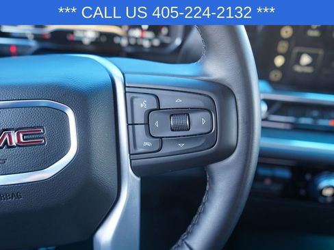 Used 2025 GMC Sierra 1500 SLT AWD/4WD image 41