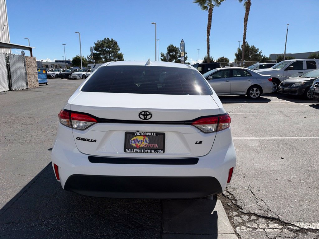 Certified 2025 Toyota Corolla LE FWD image 7