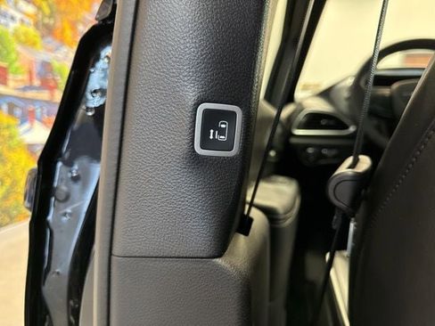 New 2026 Chrysler Pacifica Limited w/ S Appearance Package image 42