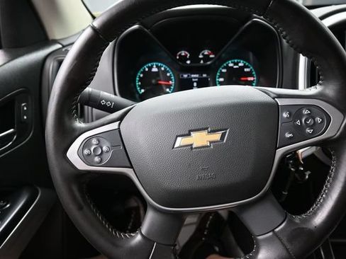 Used 2021 Chevrolet Colorado LT w/ LT Convenience Package RWD image 8