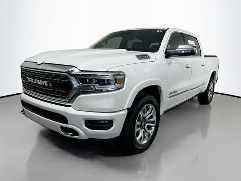 Used 2023 RAM 1500 Limited w/ Body Color Bumper Group AWD/4WD image 9