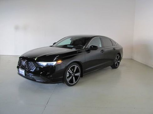 Certified 2023 Honda Accord Sport image 1