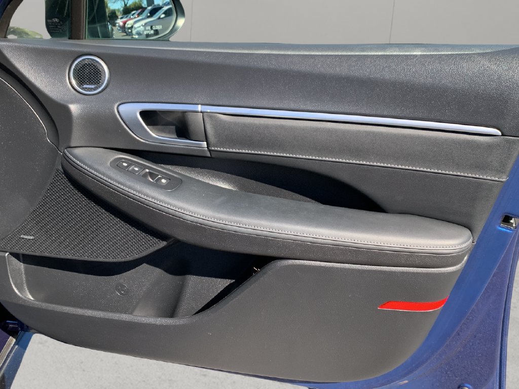 Used 2021 Hyundai Sonata Limited FWD image 38