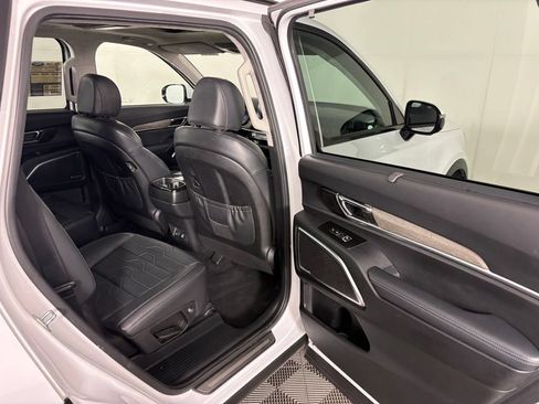 Used 2022 Kia Telluride SX w/ SX Prestige Package AWD/4WD image 38