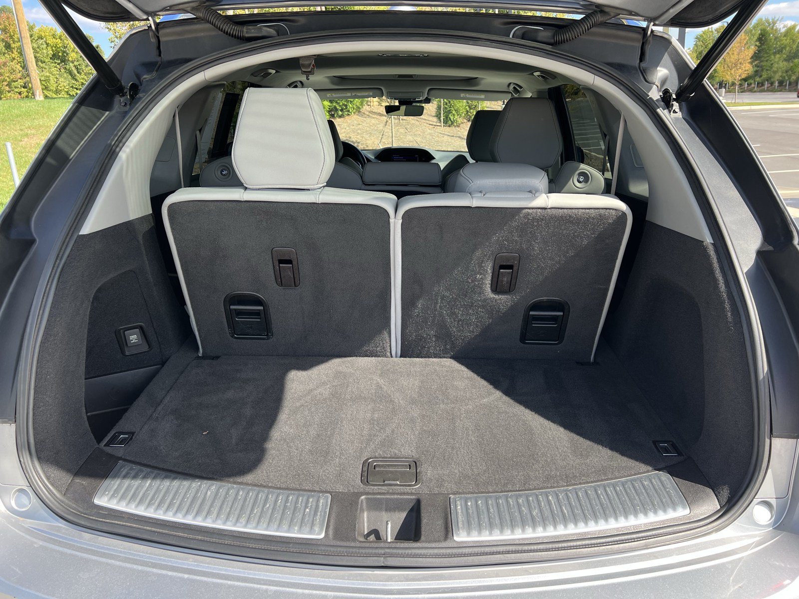 Used 2020 Acura MDX w/ Technology Package FWD image 34