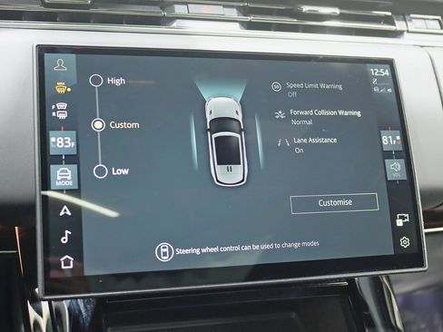 Used 2025 Land Rover Range Rover Sport Dynamic SE image 25