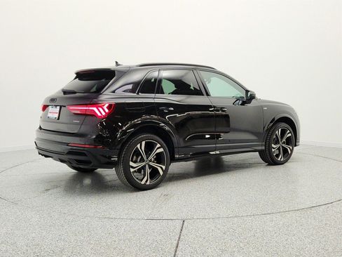 Used 2024 Audi Q3 2.0T Premium Plus w/ Premium Plus Package AWD/4WD image 5