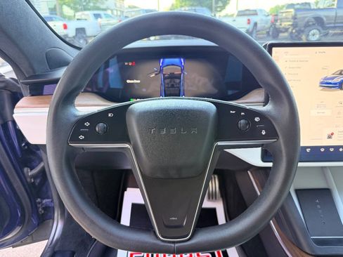 Used 2022 Tesla Model S AWD/4WD image 20