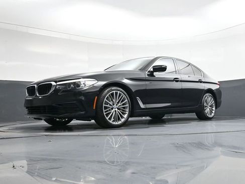 Used 2020 BMW 530i w/ Convenience Package image 34