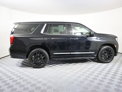 Used 2023 GMC Yukon Denali w/ Advanced Technology Package AWD/4WD image 7