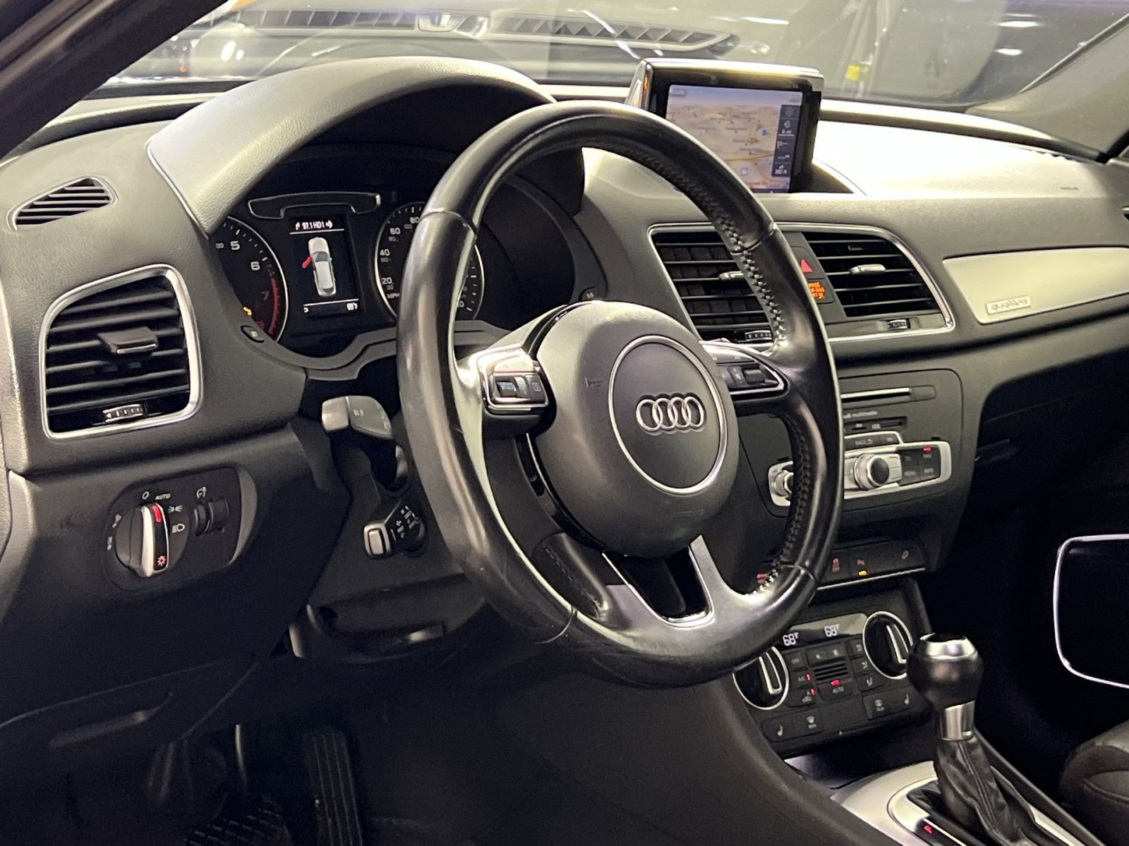 Used 2016 Audi Q3 2.0T Prestige w/ Prestige Package AWD/4WD image 16