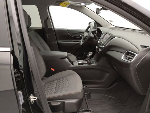 Used 2024 Chevrolet Equinox LT w/ LPO, Floor Liner Package image 21