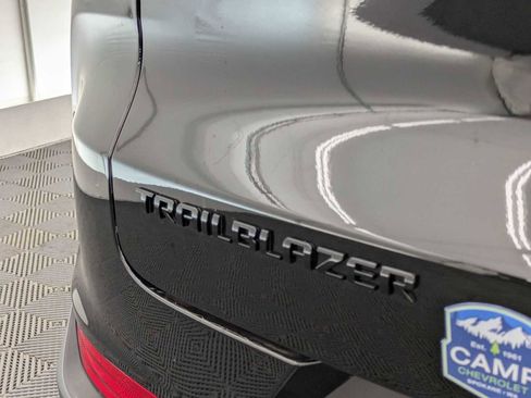 New 2026 Chevrolet TrailBlazer LT w/ Convenience Package FWD image 13