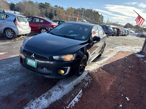 Used 2017 Mitsubishi Lancer LE image 4