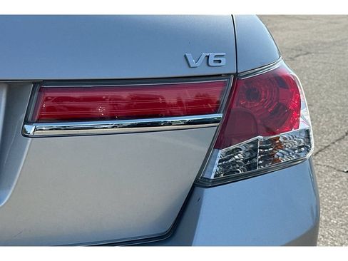 Used 2011 Honda Accord EX image 13