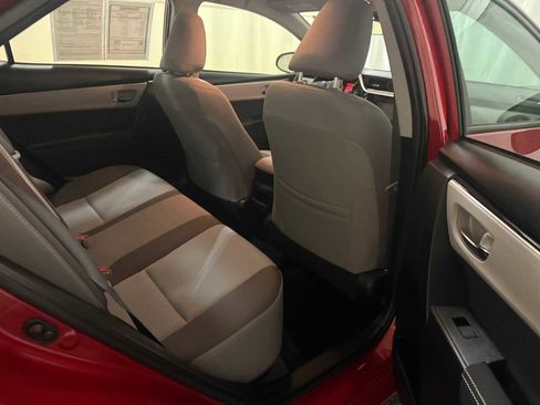 Used 2018 Toyota Corolla LE image 25