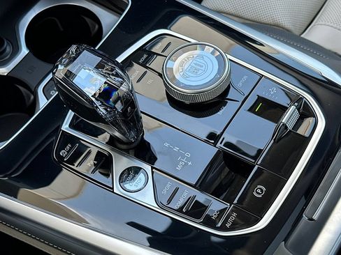 New 2026 BMW ALPINA XB7 AWD/4WD image 26