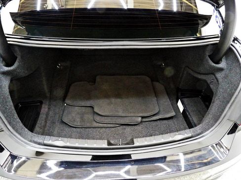 Used 2018 BMW 320i Sedan image 13