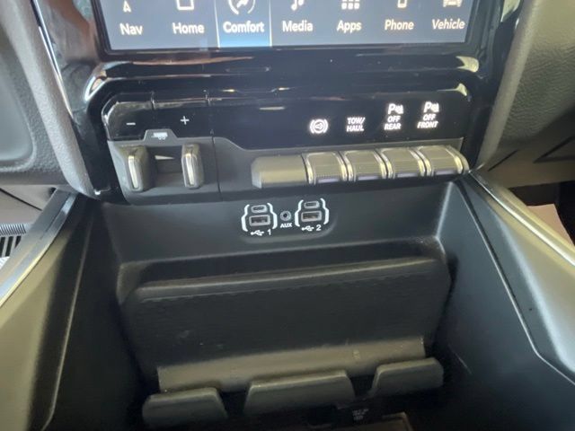 Used 2024 RAM 3500 Laramie w/ Night Edition AWD/4WD image 28
